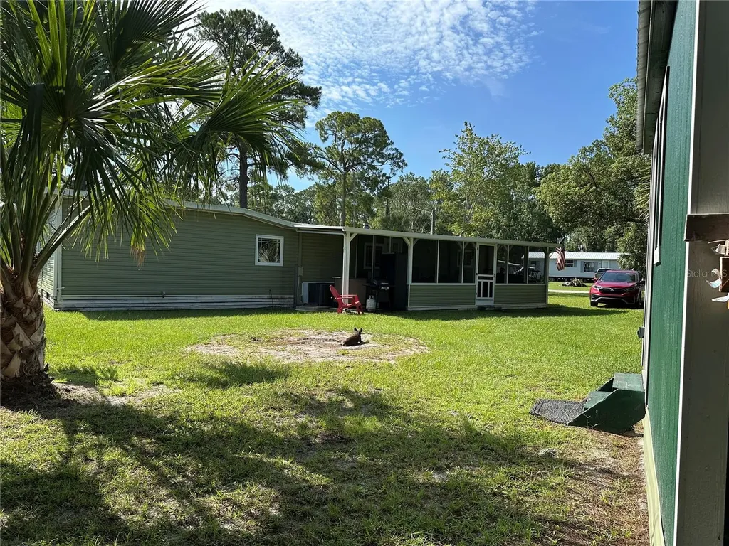 55045 6th Street Astor FL 32102