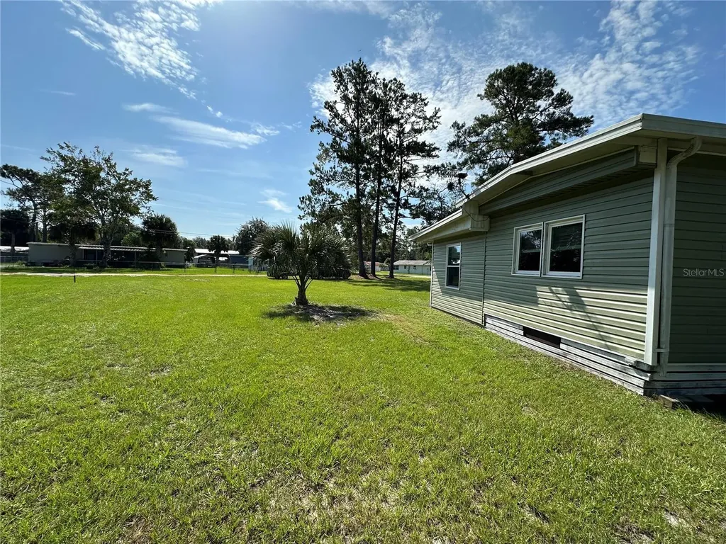 55045 6th Street Astor FL 32102