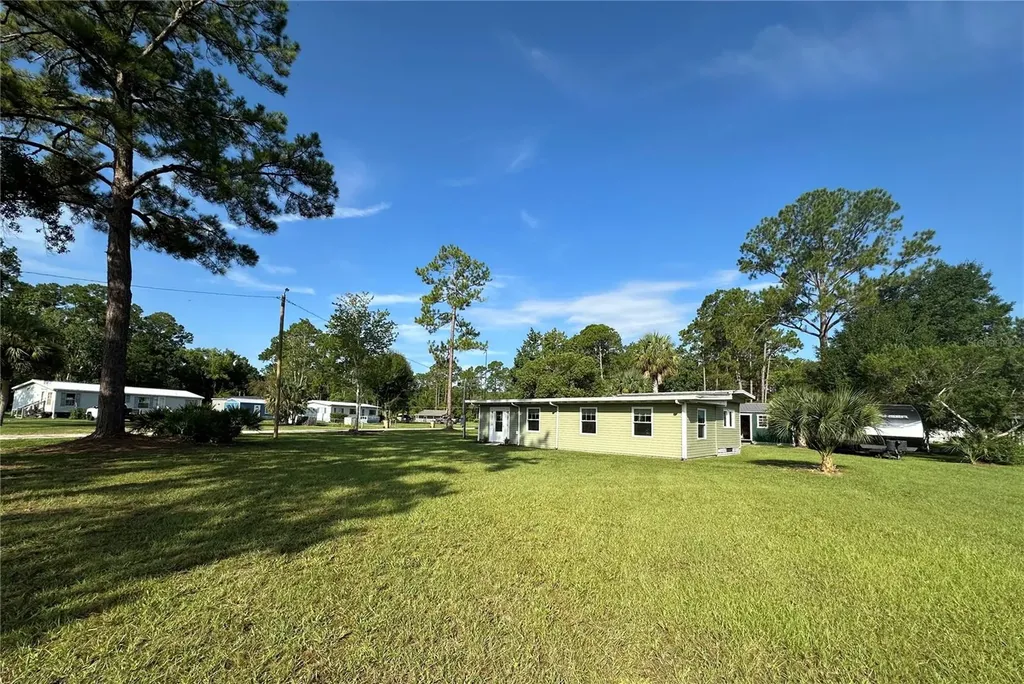 55045 6th Street Astor FL 32102