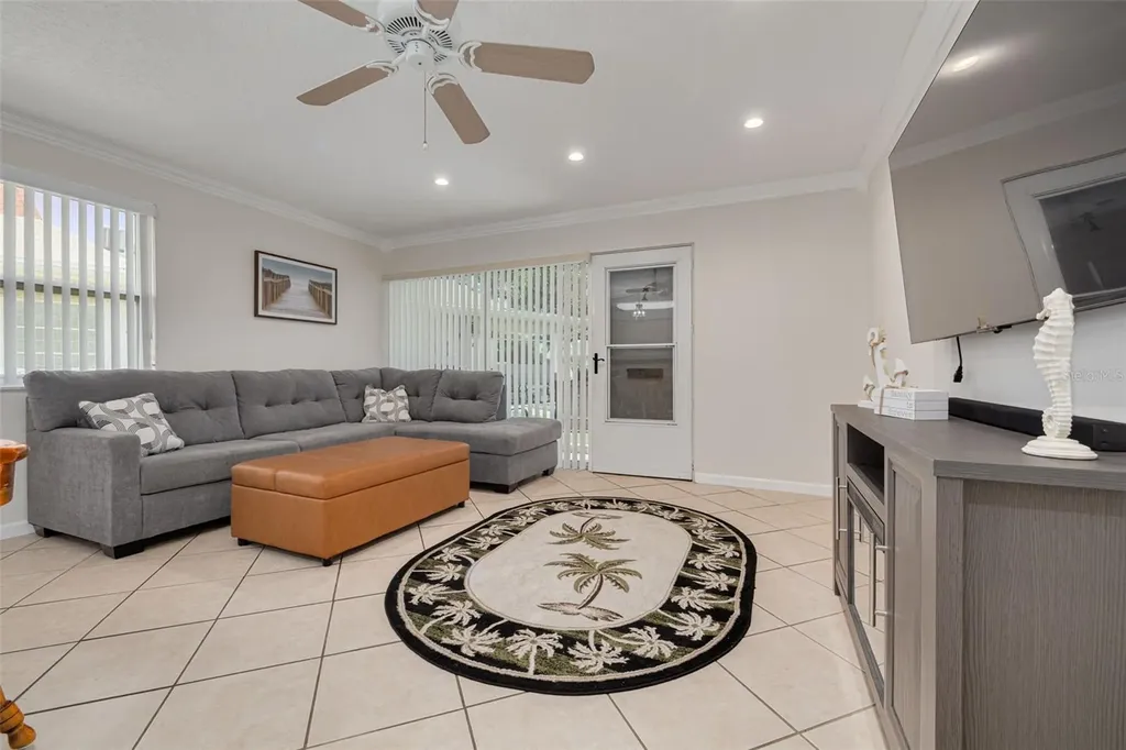 4355 Tahitian Gardens Circle Holiday FL 34691