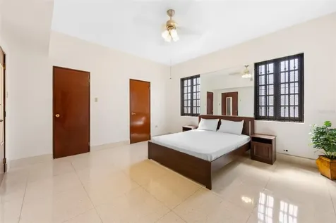 550 Waymouth, Miramar San Juan PR 00907