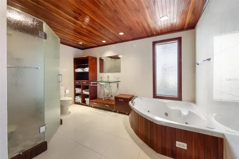 550 Waymouth, Miramar San Juan PR 00907