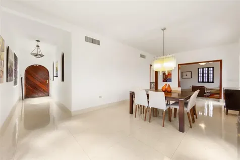 550 Waymouth, Miramar San Juan PR 00907