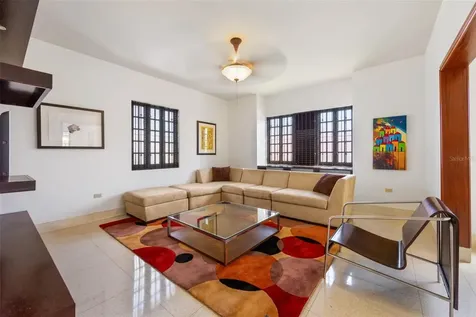 550 Waymouth, Miramar San Juan PR 00907