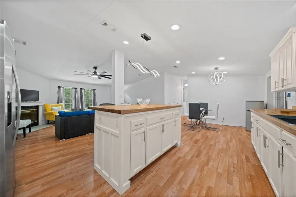 13120 SW 90th Street Dunnellon FL 34432