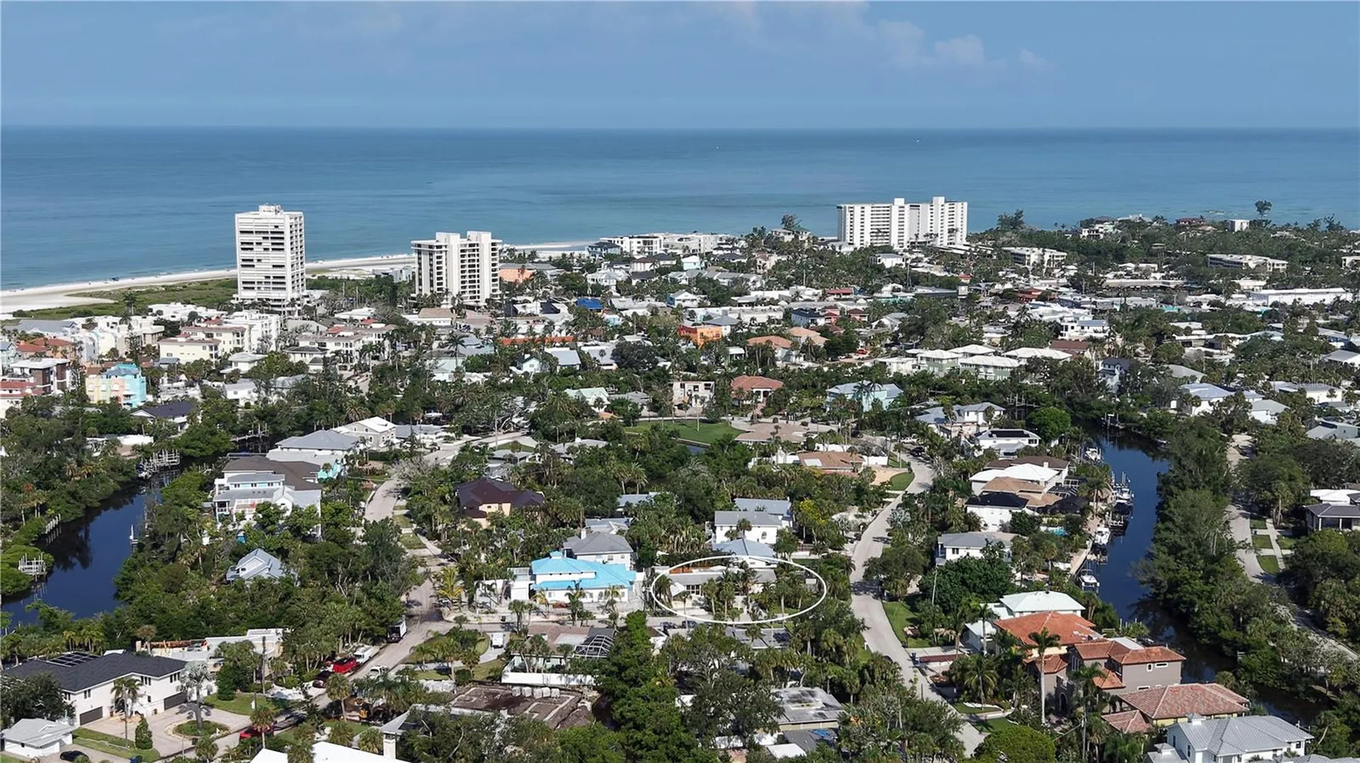 5302 Las Rosas Sarasota FL 34242