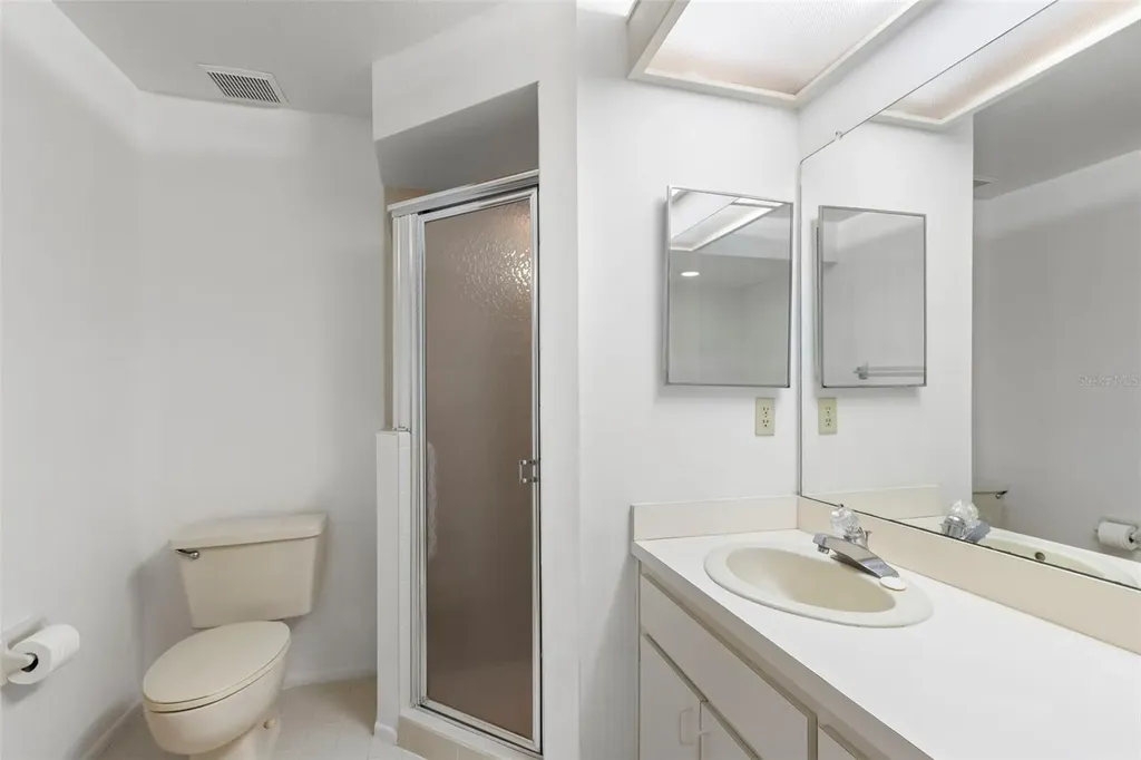 5511 Salem Square Drive N Palm Harbor FL 34685