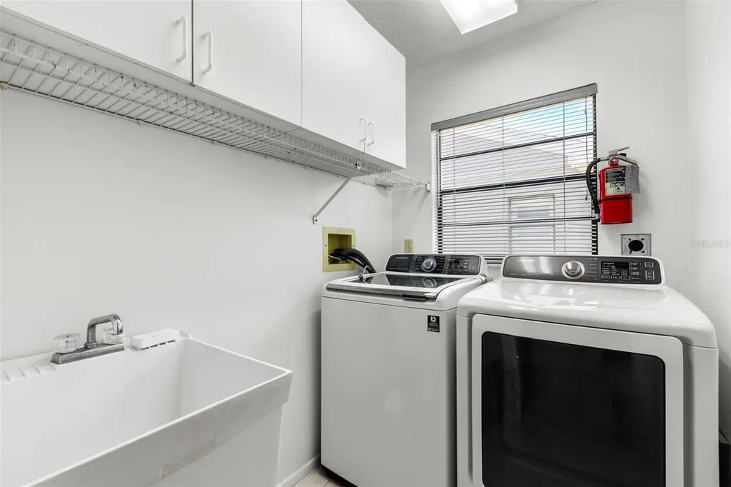 5511 Salem Square Drive N Palm Harbor FL 34685