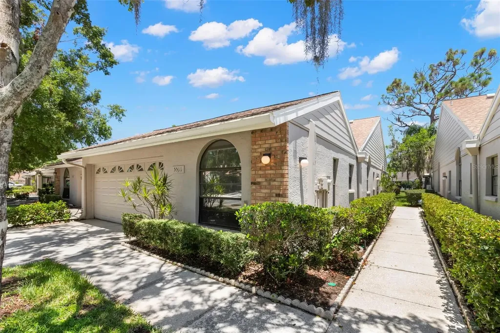 5511 Salem Square Drive N Palm Harbor FL 34685