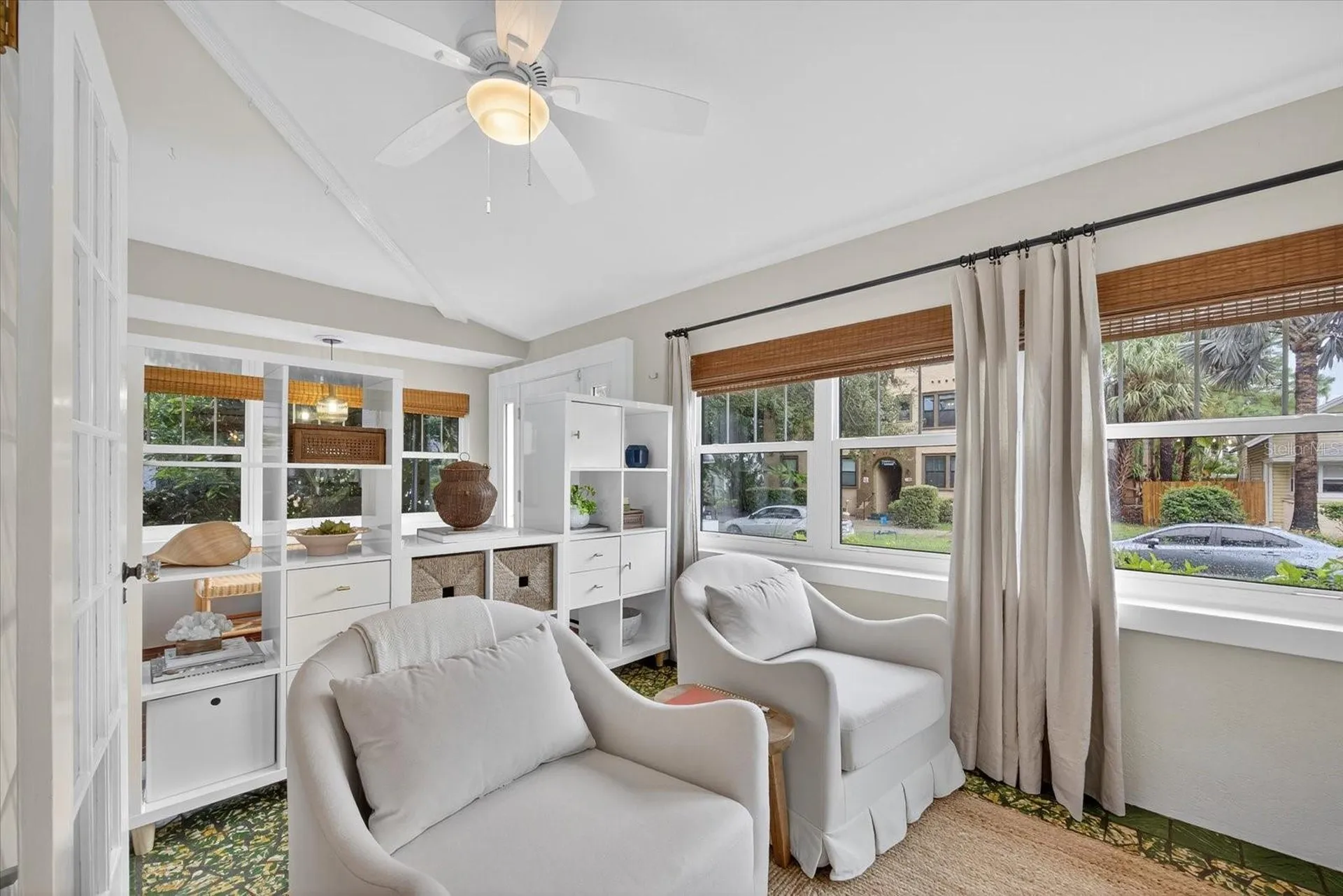 221 13th Avenue NE St Petersburg FL 33701