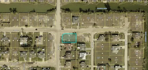 1429 NE 4th Place Cape Coral FL 33909