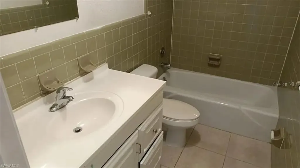 2524 Congress Street Fort Myers FL 33901