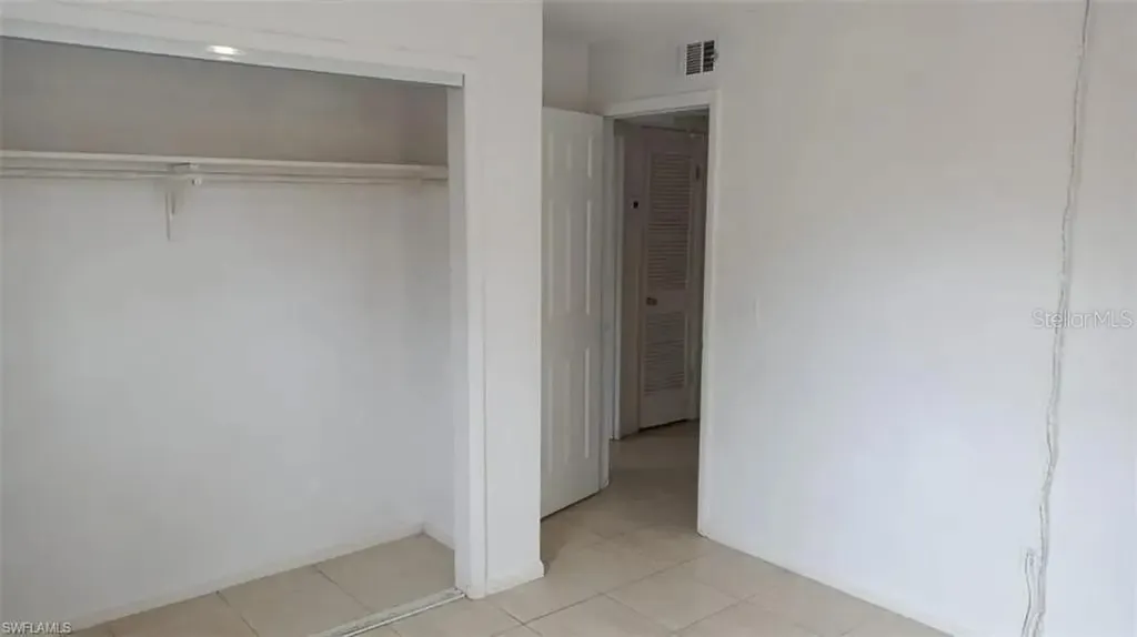 2524 Congress Street Fort Myers FL 33901