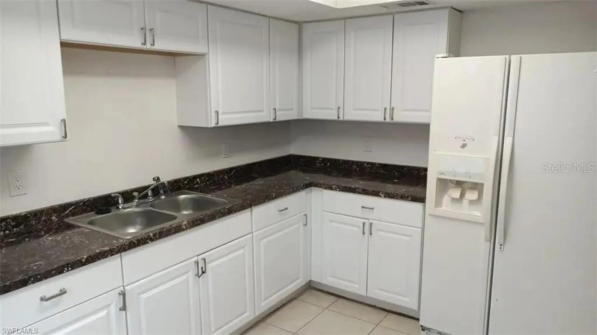2524 Congress Street Fort Myers FL 33901
