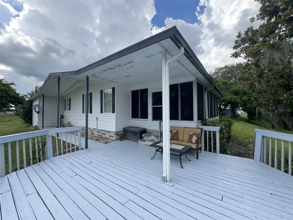 2055 S Floral Avenue Bartow FL 33830