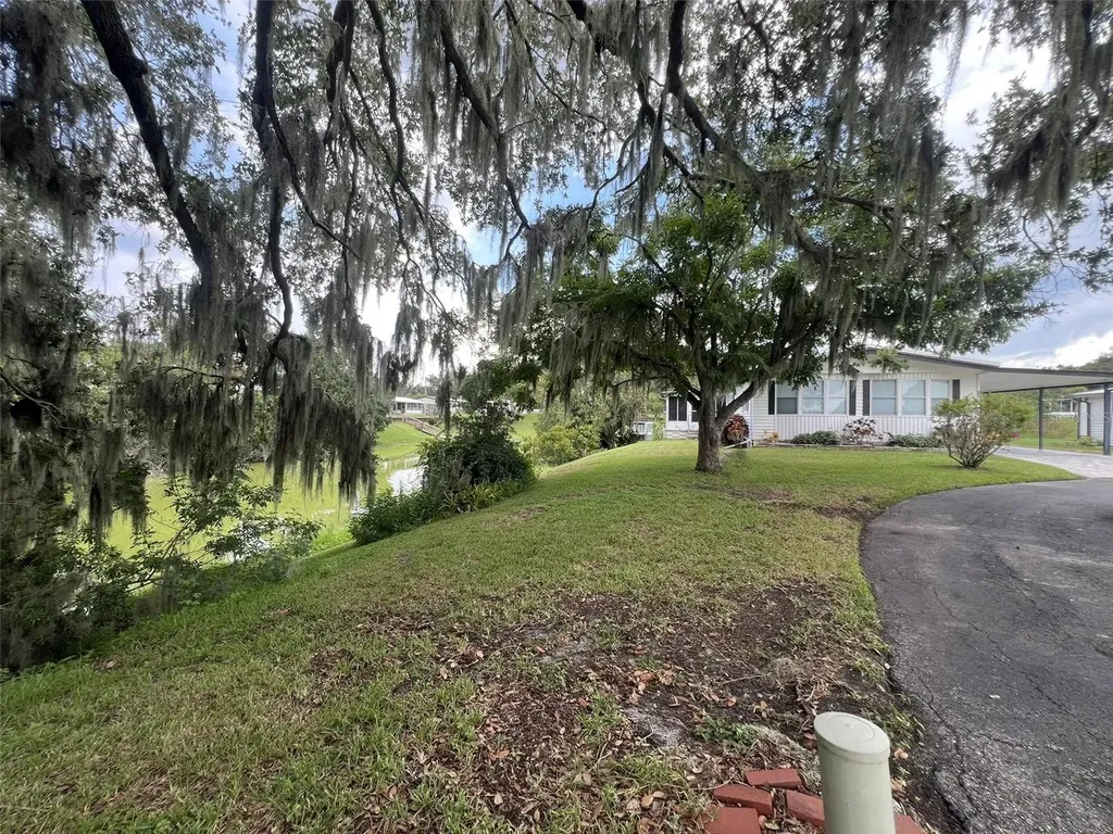 2055 S Floral Avenue Bartow FL 33830