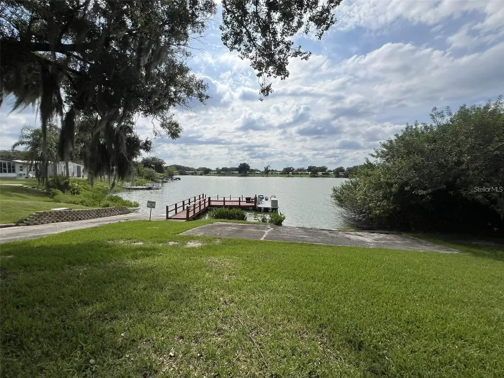 2055 S Floral Avenue Bartow FL 33830