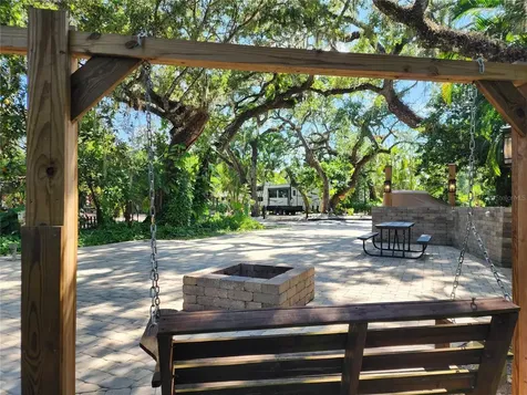 316 Roan (gator Alley) Road River Ranch FL 33867