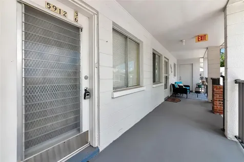 5912 Palm Lane Bradenton FL 34207