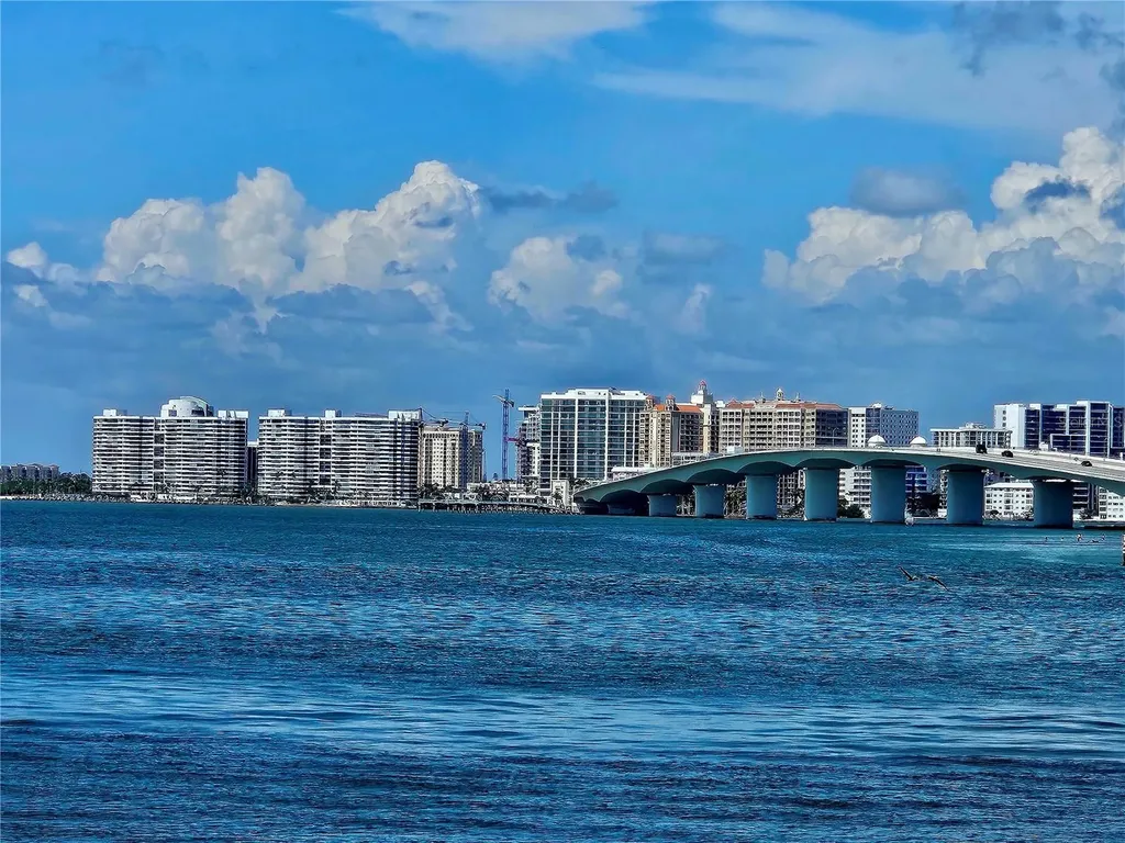 850 S Tamiami Trail Sarasota FL 34236