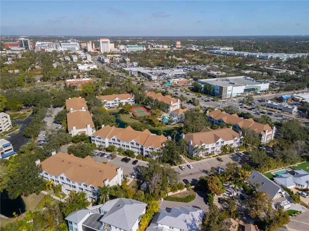 850 S Tamiami Trail Sarasota FL 34236