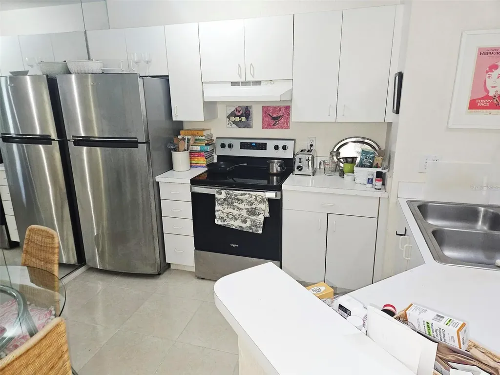 850 S Tamiami Trail Sarasota FL 34236