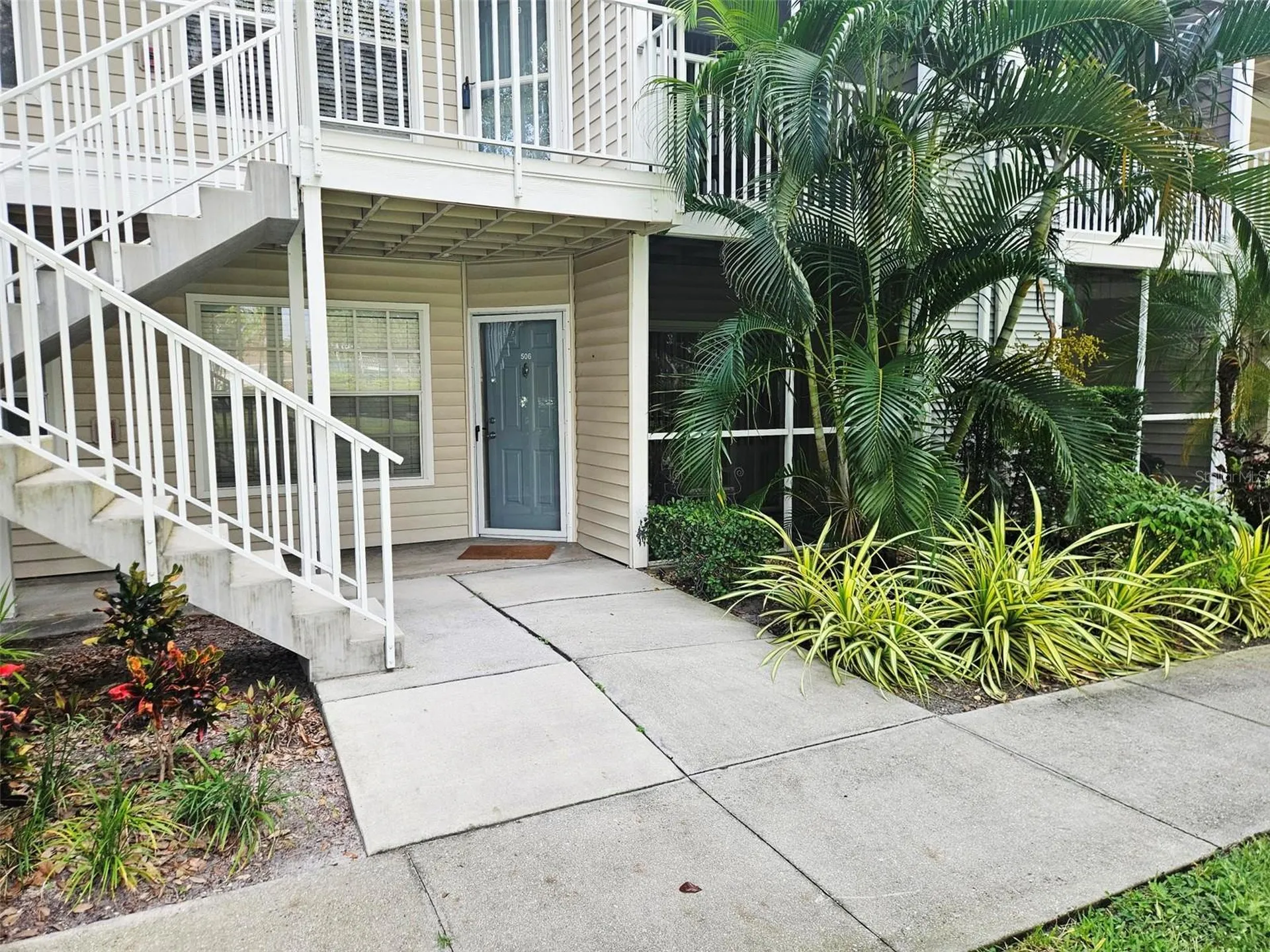 850 S Tamiami Trail Sarasota FL 34236