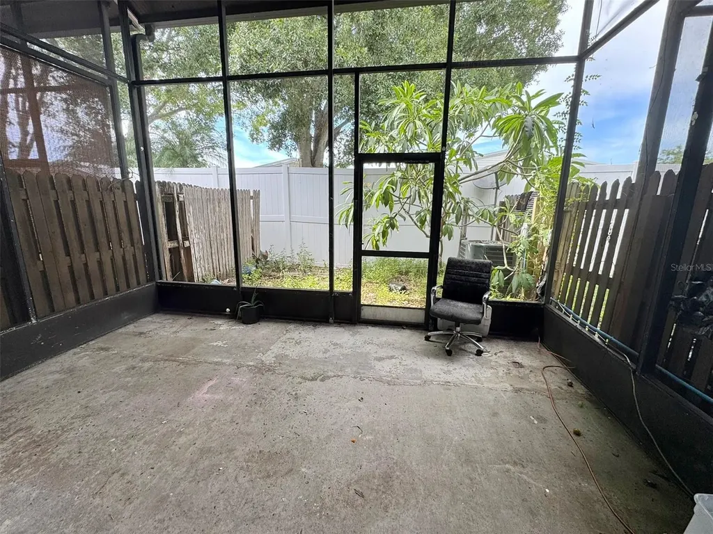 2811 S Pines Drive Largo FL 33771