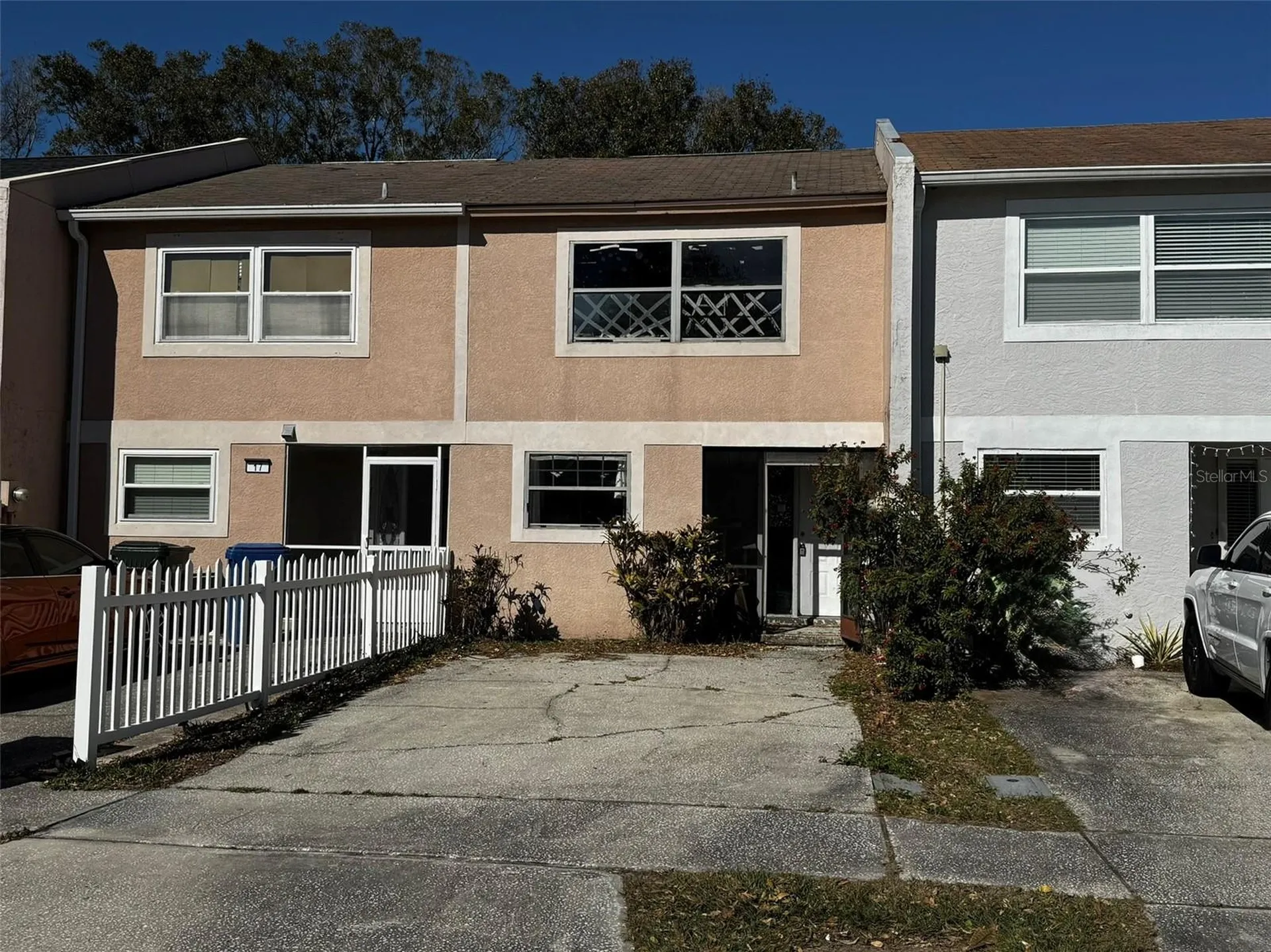 2811 S Pines Drive Largo FL 33771