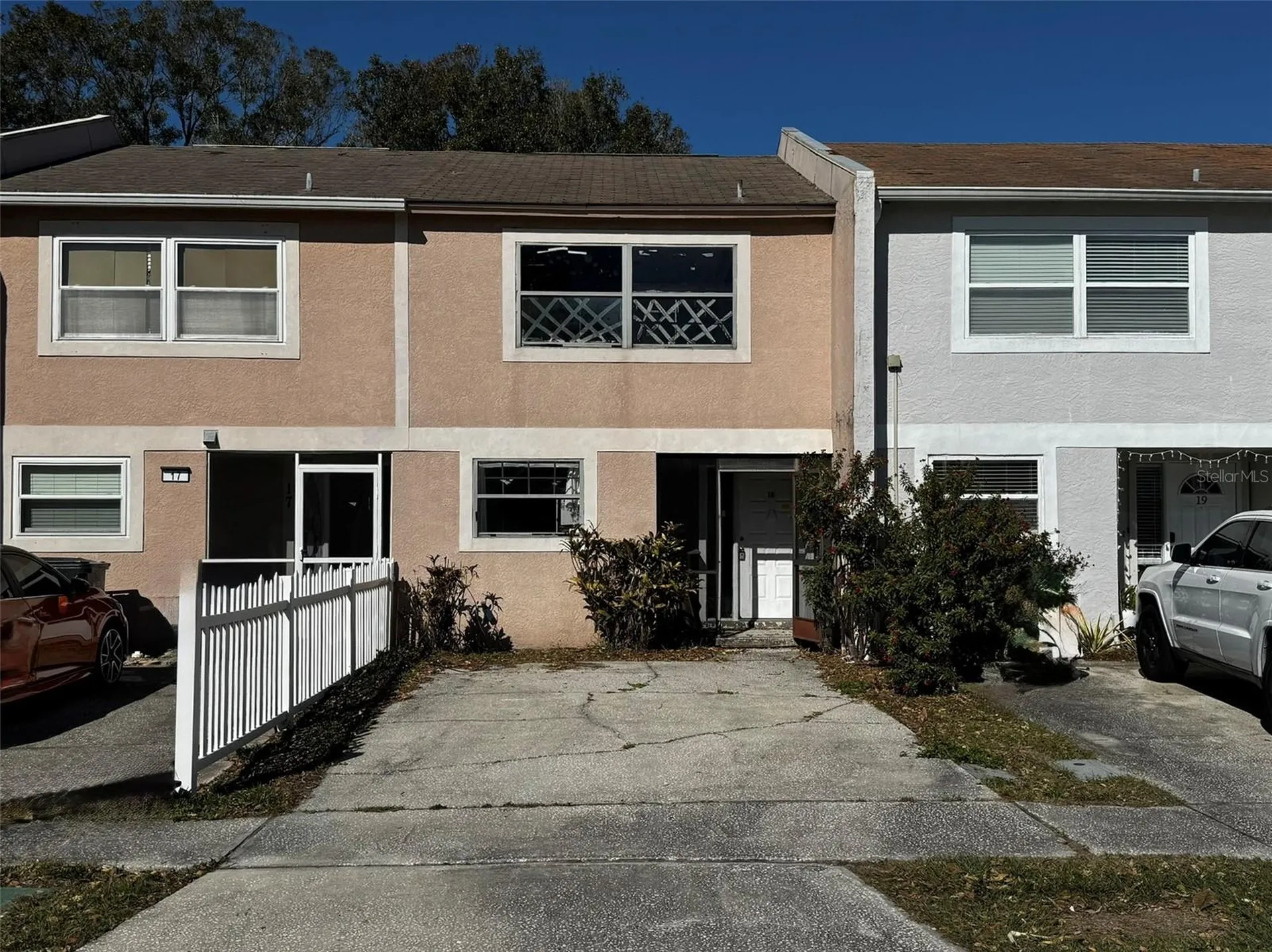 2811 S Pines Drive Largo FL 33771
