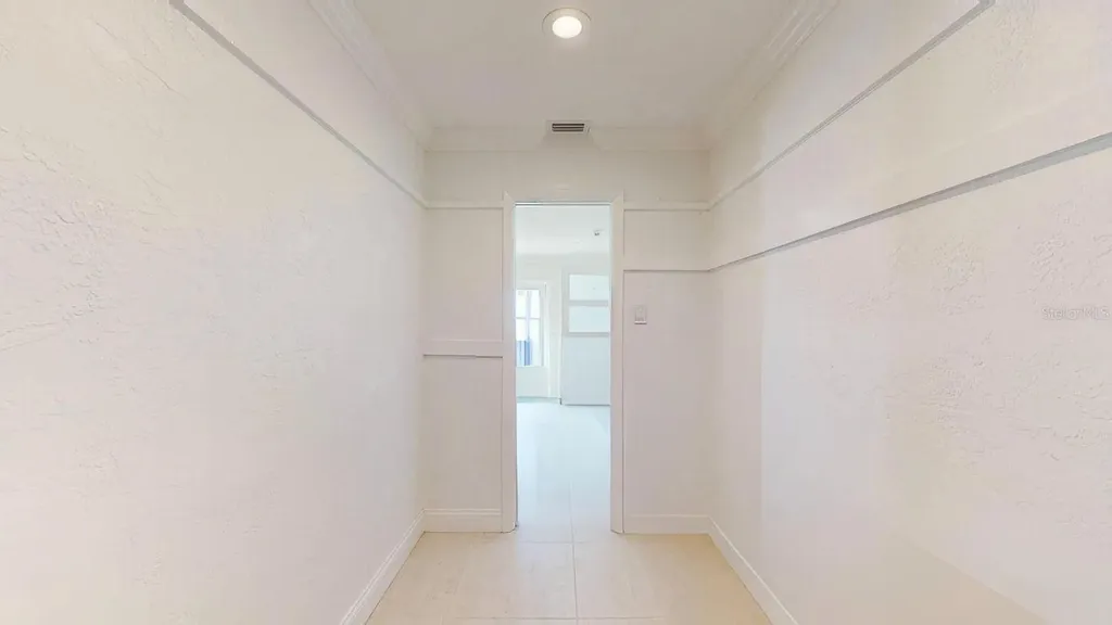 5960 Bahama Way N St Pete Beach FL 33706