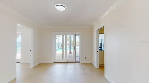 5960 Bahama Way N St Pete Beach FL 33706