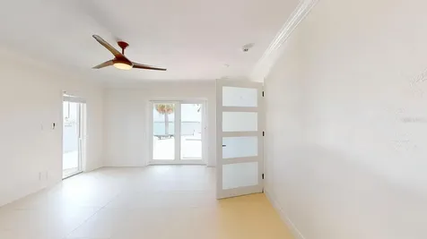 5960 Bahama Way N St Pete Beach FL 33706