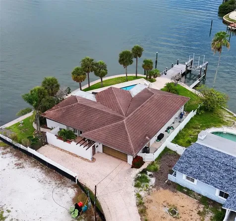 5960 Bahama Way N St Pete Beach FL 33706