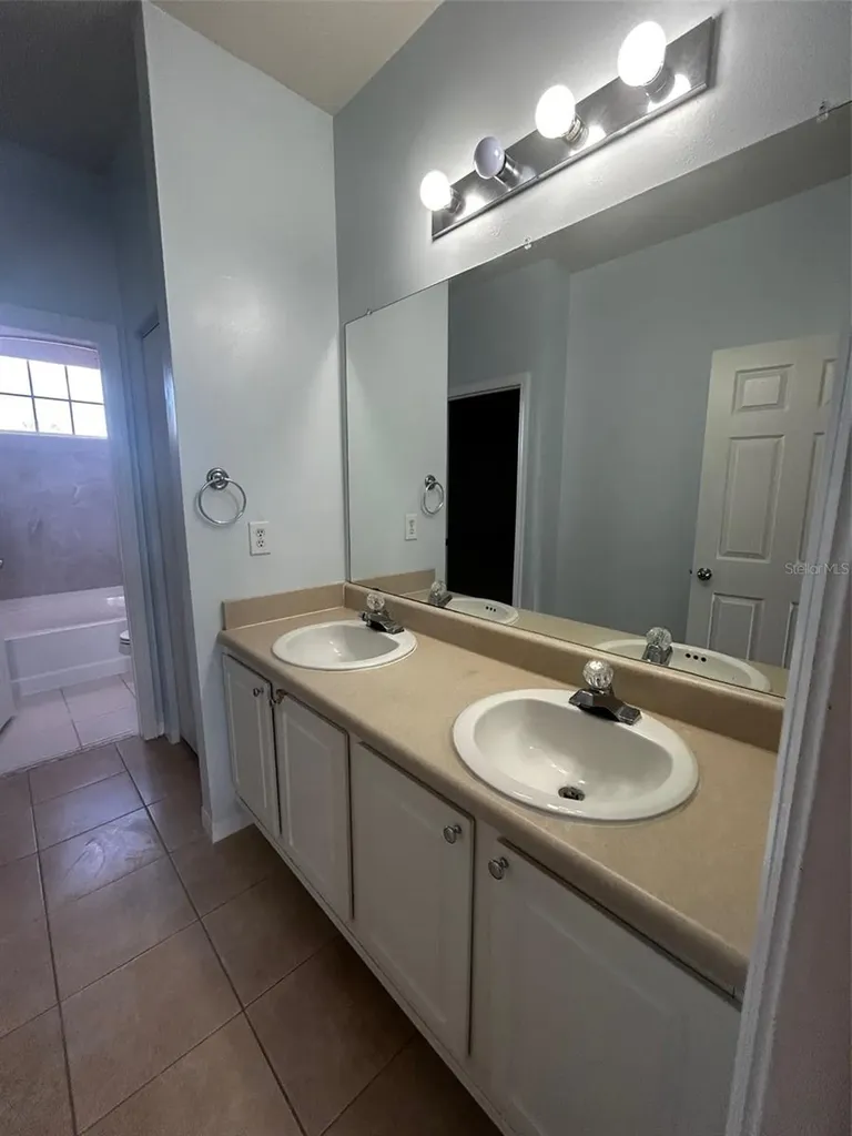 4980 Baraldi Circle Sarasota FL 34235