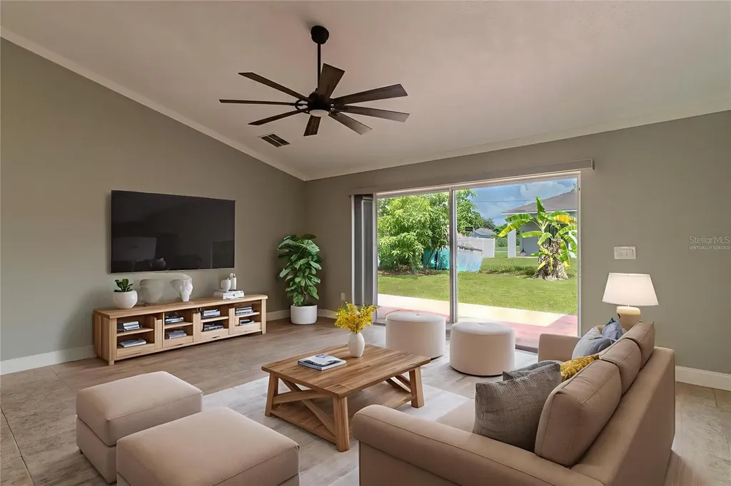 1021 Cannes Drive Kissimmee FL 34759