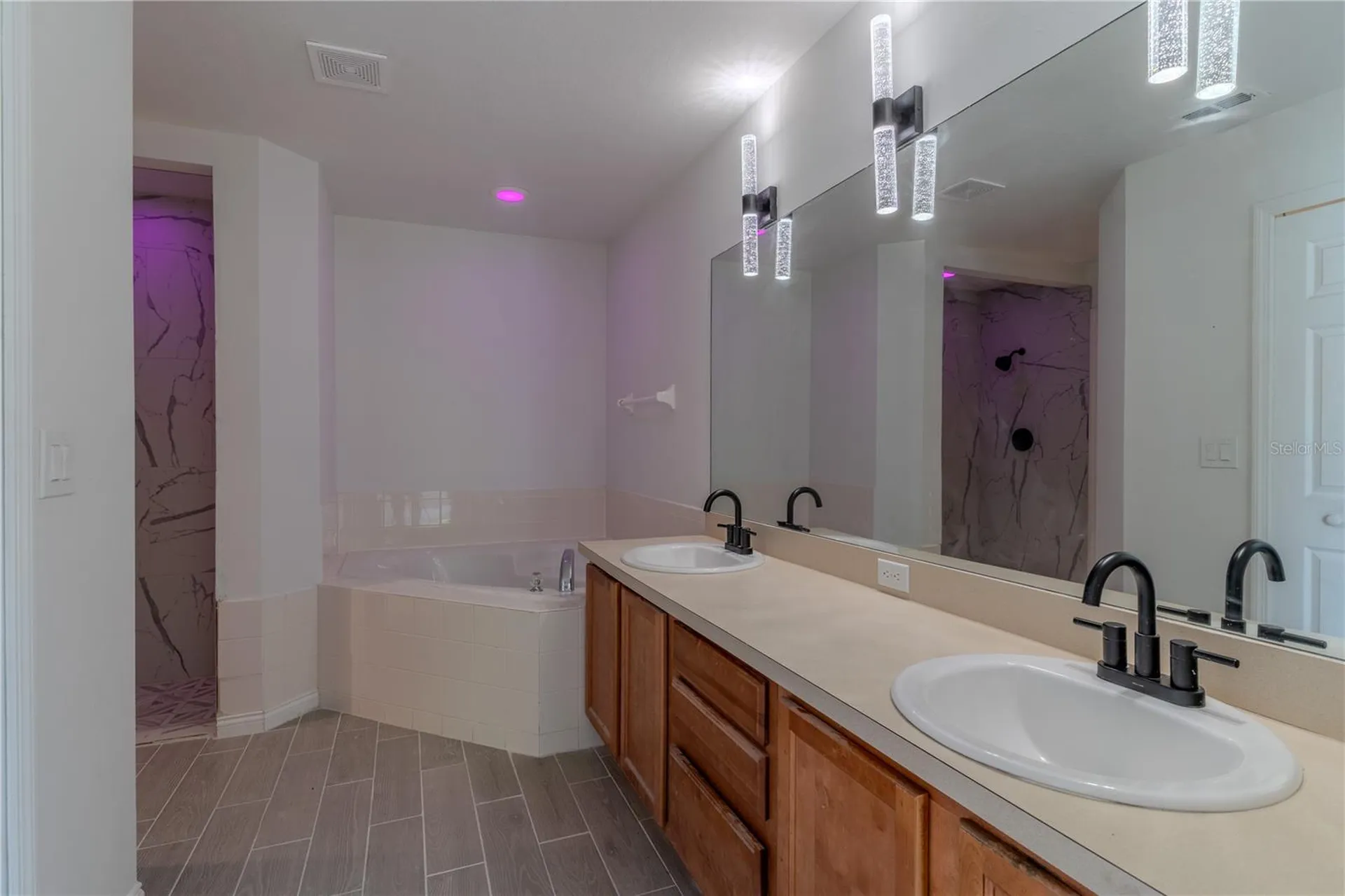 1021 Cannes Drive Kissimmee FL 34759