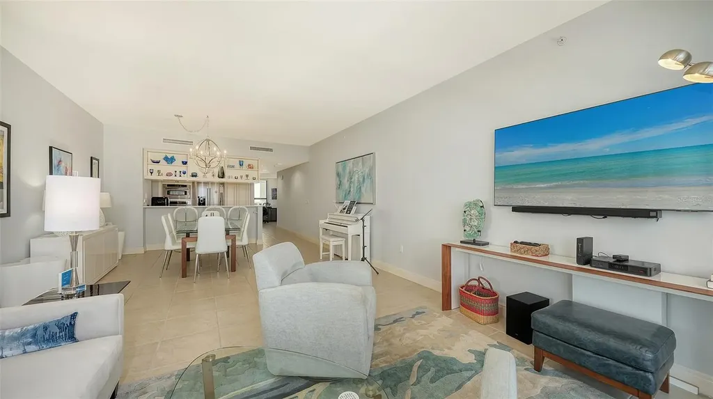 50 Central Avenue Sarasota FL 34236