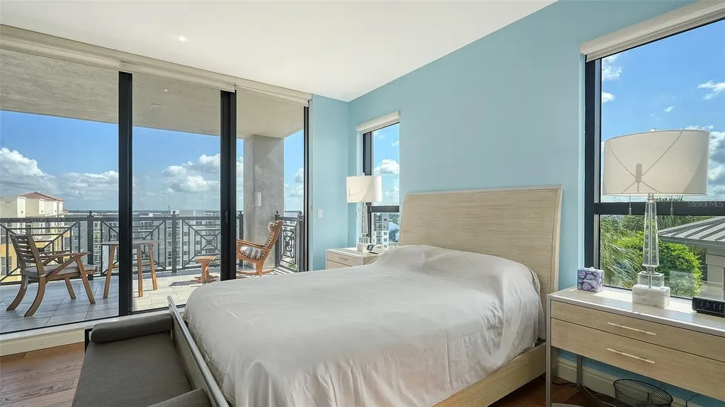 50 Central Avenue Sarasota FL 34236