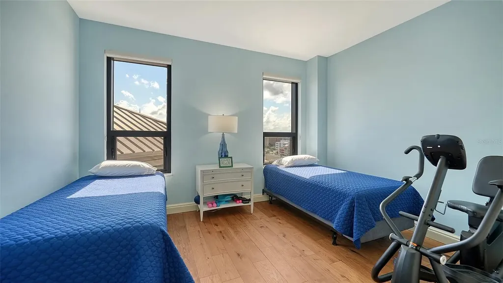 50 Central Avenue Sarasota FL 34236