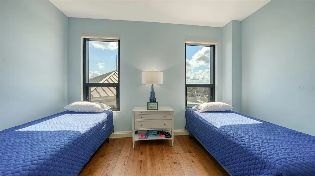 50 Central Avenue Sarasota FL 34236