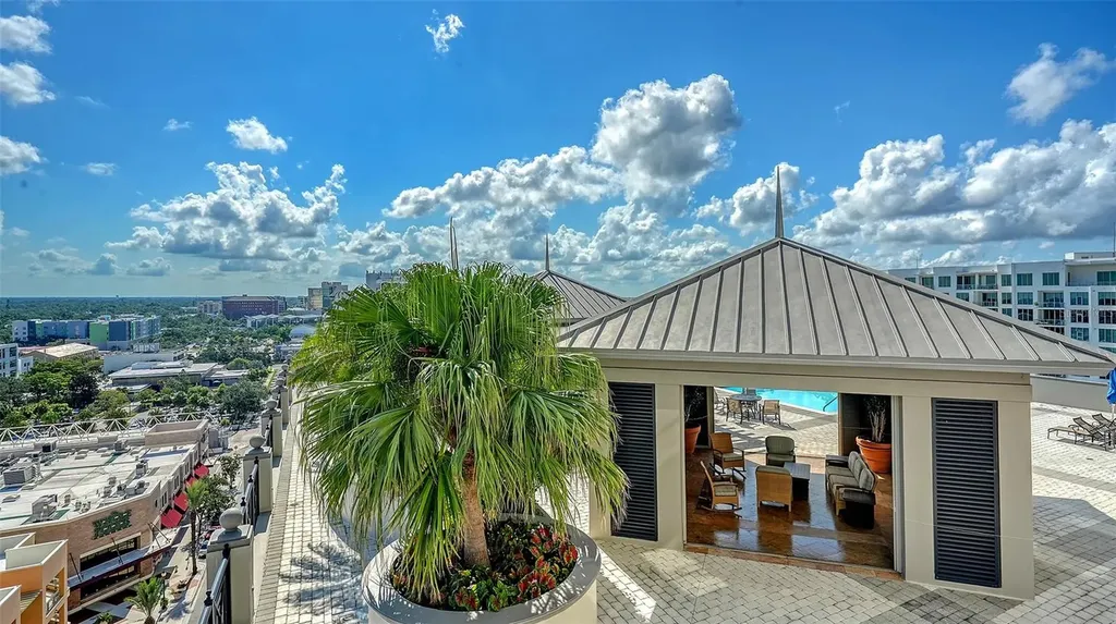 50 Central Avenue Sarasota FL 34236