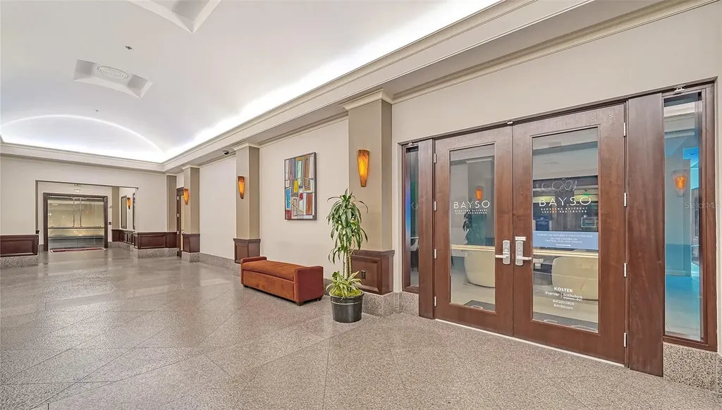 50 Central Avenue Sarasota FL 34236