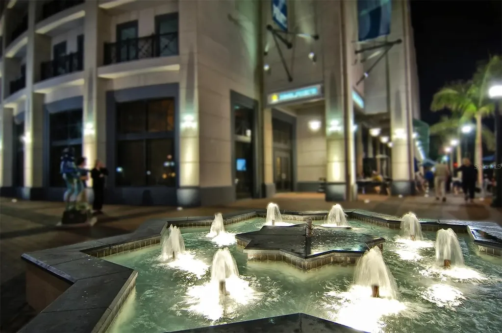 50 Central Avenue Sarasota FL 34236