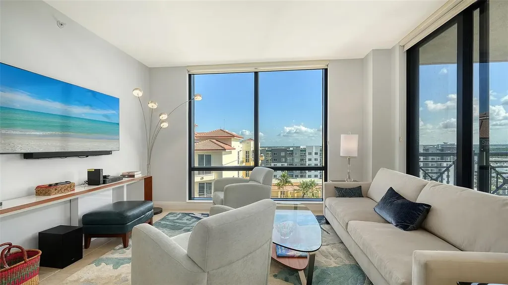 50 Central Avenue Sarasota FL 34236