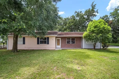 1229 W Granfield Avenue Plant City FL 33563