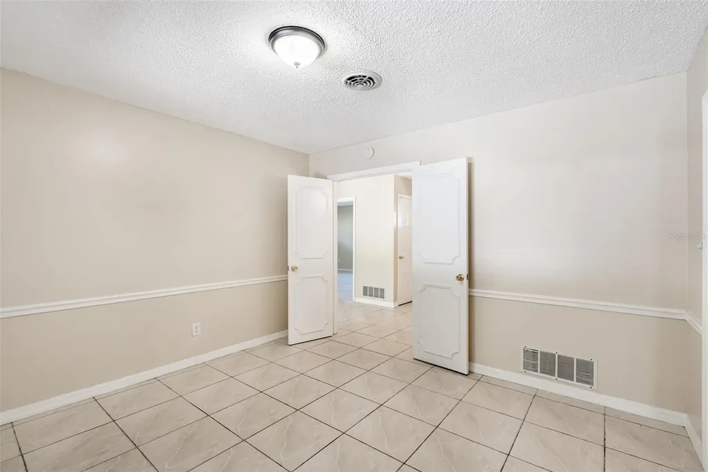 806 Highland Drive Altamonte Springs FL 32701