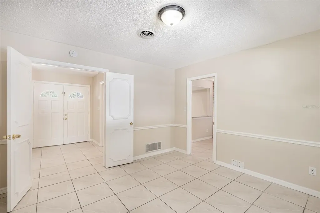 806 Highland Drive Altamonte Springs FL 32701