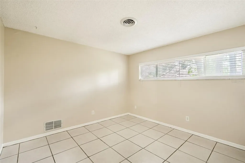 806 Highland Drive Altamonte Springs FL 32701