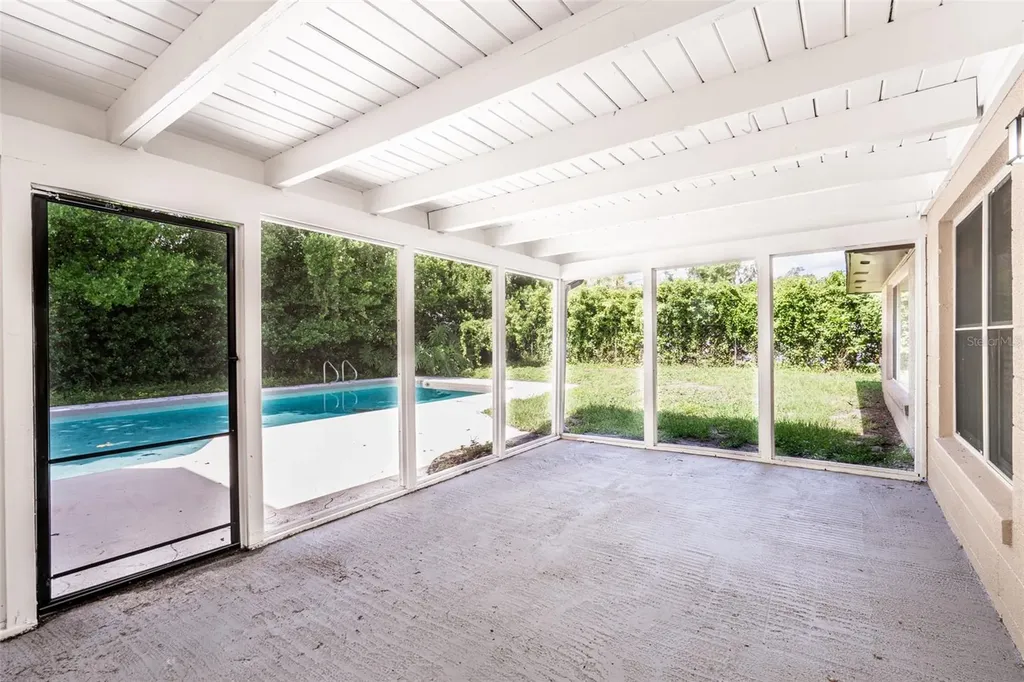 806 Highland Drive Altamonte Springs FL 32701